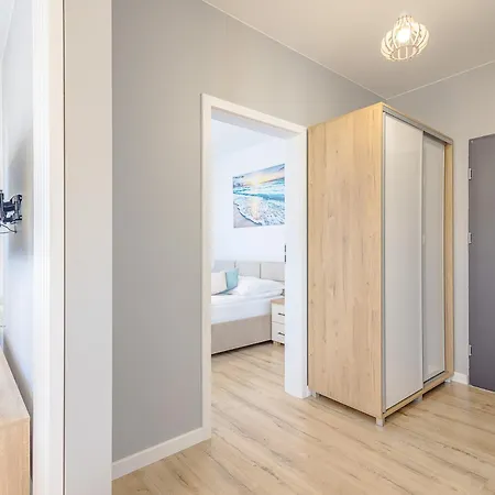 Ustronie Morskie31b4 Apartman *